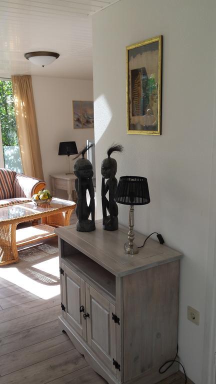 Bed And Breakfast Bij Hooisma Kampen Room photo